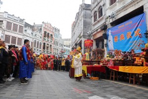 海口天后宫2025春季妈祖巡游为民祈福暨“天后祀奉”11周年纪念庆祝活动盛大举行